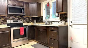 Entire house for big group-4 bedrooms -minutes from Hartford - Image 4