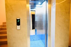 THE Q HOTEL RK BEACH - Image 2