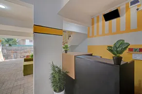 Hotel O Home Elegant RK Fursungi - Image 5