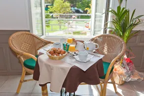 Hôtel Riviera - Image 3