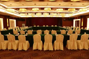 Longquan International Hotel - Image 5