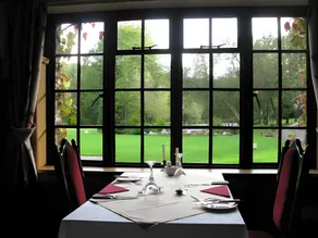 Lakeview Manor - Image 4