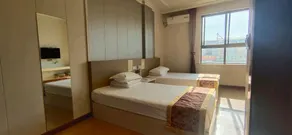Yijia Business Hotel - Image 2