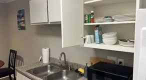 Beautiful 1-bedroom Townhome with nice amenities - Image 2