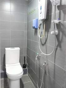 SPOT ON 89832 Famili Inn Ombak Rindu - Image 1
