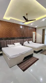 Hotel Bridge - Image 2