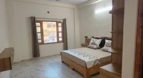 Da Sampurn Hotel - Image 5