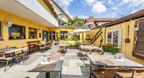 Hotel Vulkanstüble - Image 2