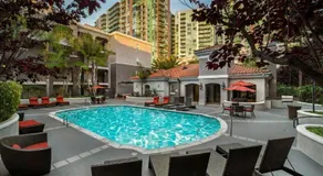Sunny Marina Del Rey Apartment- Hot Tub, Game Room, BBQ, Projector - Image 3