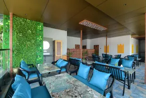 Crystal Inn - Image 3