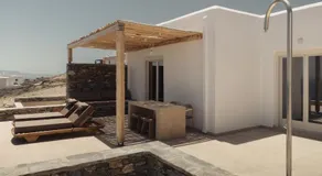 Piperi Suites - Image 4