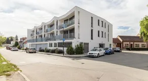 Fully equipped Apartments with Terraces, Free garage parking, Netflix & AC - by Apartmány Šlapanice cz - Image 5