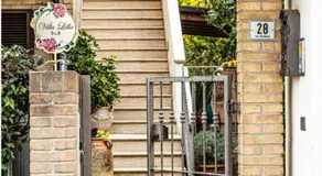 B&B Villa Lilla spiaggia inclusa e bici gratuite a San Benedetto del Tronto Camere con terrazzo e Colazione inclusa - Image 4