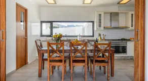 Green & Blue Villas - Villa Anur - Image 5
