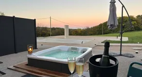 Les Rubys, spas privatifs, piscine chauffée en sus - Image 4
