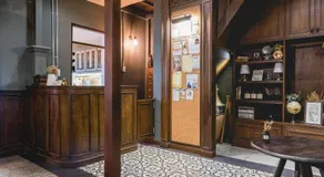 Niras Bankoc Hostel - Image 5