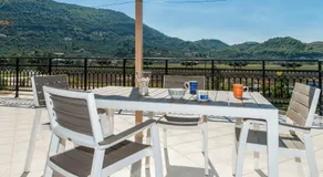 Bratis Apartments - Image 4