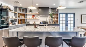 Casa Rivera Spotless Pet Friendly Home 8 Min to Downtown - Image 3