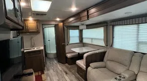 Beautiful RV 15 Min to Downtown Orlando - Image 3