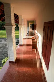 270 Year Old Kerala 8kettu
12km from kochi Airport - Image 4