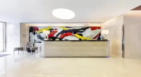 Starr Hotel and Serviced Apartment -Shanghai Jing'an Railway Station - Image 3