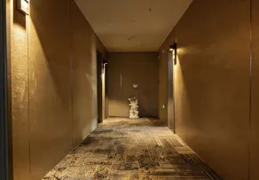 V+ Esports Hotel - Image 4