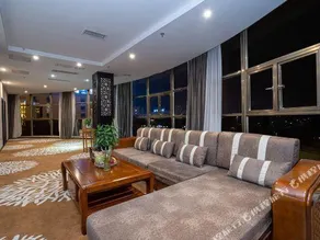 Yan He Garden Hotel - Image 3