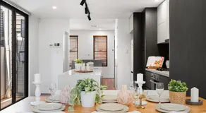 Newtown Family Stay 6 Beds Ducted Aircon - Image 3