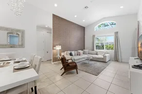Premium Comfort - Beautiful Home Private Pool - Image 3