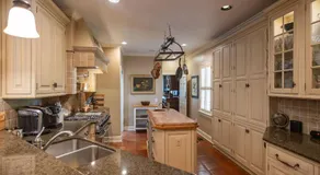 Classic Central Memphis Four Bedroom Home - Image 3