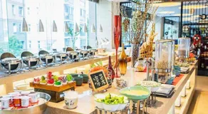 Wuhan Soluxe Hotel - Image 5