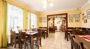 AVe Restaurant - Image 5