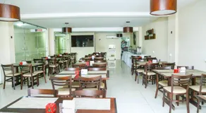 Avelan Plaza Hotel - Image 5