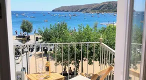 Beachfront SUITE in CADAQUES center - Image 3