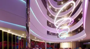 Royal Palace Hotel & Spa - Image 2