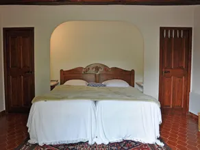 Charming Villa in Callas with Private Swimming Pool - Image 2
