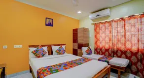 FabHotel Yazhini Residency - Image 2