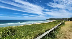 The Entrance & Shelly Beach Holiday House - Image 4