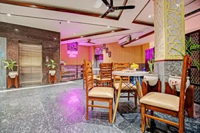 Super Townhouse by OYO Eastern View Formerly Vihaan Residency - Image 5