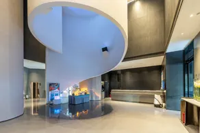 Beijing Bolly Wood Hotel-Guomao SKP  - Image 4
