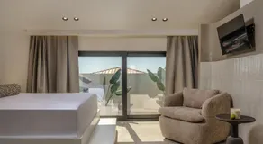 Blush - Crema - Leopard Apartments - Image 2
