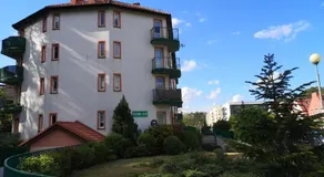 Green Yew Apartment - Image 3