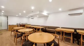 Super Townhouse 158 Near Netaji Subhash Marg Near Appu Ghar - Image 4