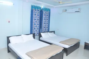 SriPaadha Inn kanipakam - Image 5