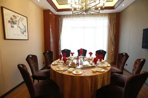 Liping Holiday Hotel - Image 5