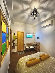 Studios & En-Suites With Private Baths (In Kasbah) - Image 2