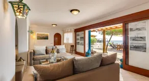 Sabaudia Beachfront Luxury Design Villa - Image 2