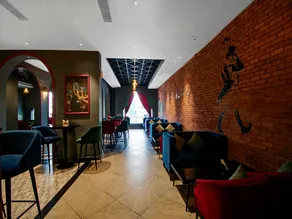 Super Townhouse OAK Hotel Rudra - Image 4
