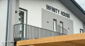 Infinity House - Eleganza Moderna tra Treviso e Venezia - Image 2