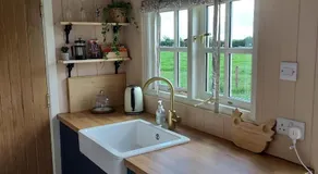Abbeyview House B&B and Glamping - Image 4